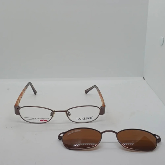 NWT KIDS TAKUMI EYEGLASS FRAMES/MAGNETIC CLIP ON SUNGLASSES 9980 BROWN